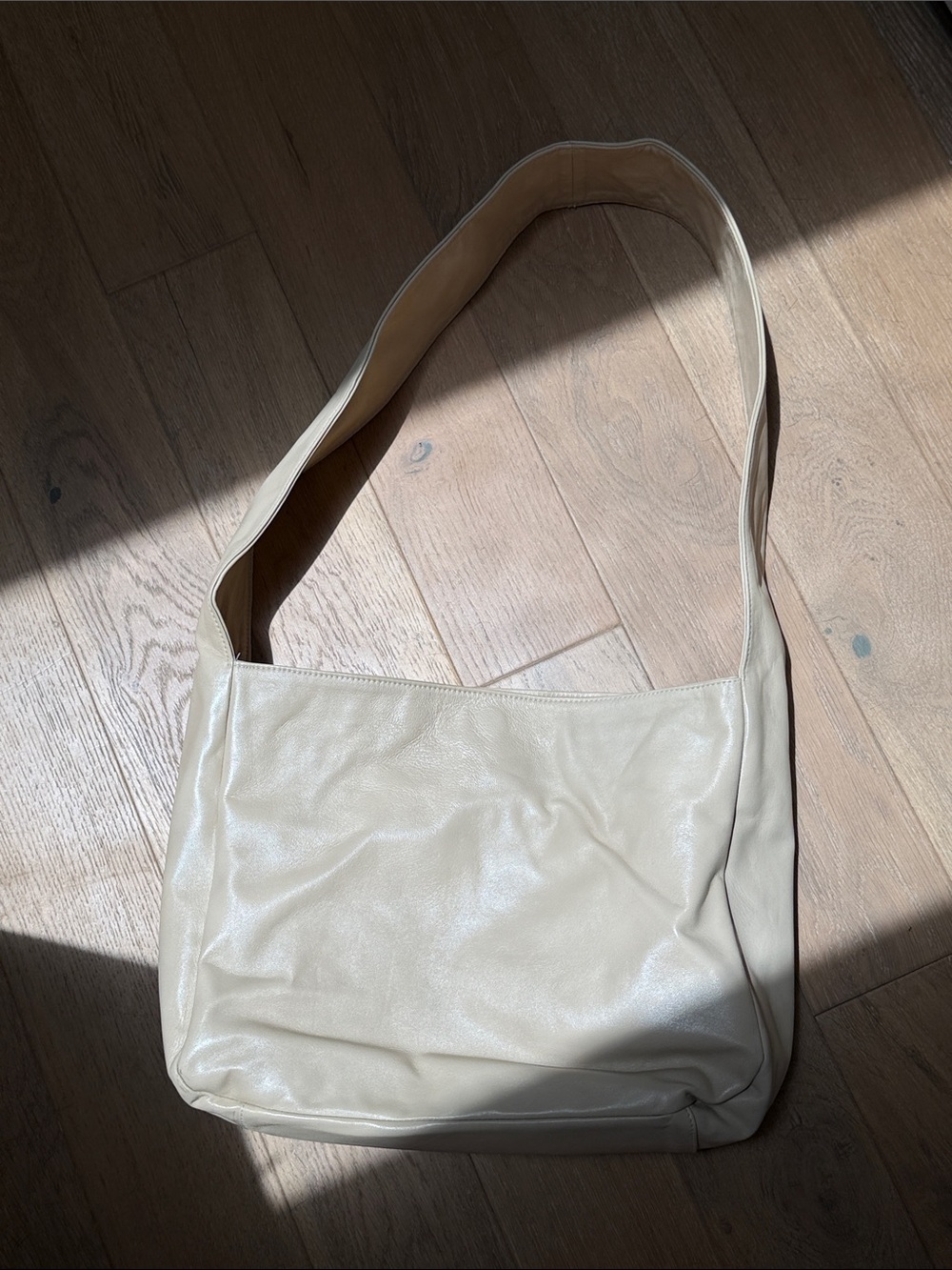 HAKEA Holiday Crossbody Bag | Cream